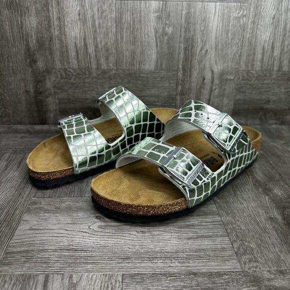 Birkenstock Arizona Women's size 6/EURO 37 Gator Gleam Two Strap Green Sandal - Picture 3 of 8